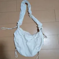 LEPSIM ホワイト ショルダーバッグ