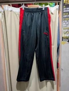 Puma トレーニングパンツ 黒 赤