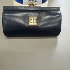 ジバンシィGivenchy ヴィンテージレザー　がま口財布　小銭入れ　美品のサムネイル