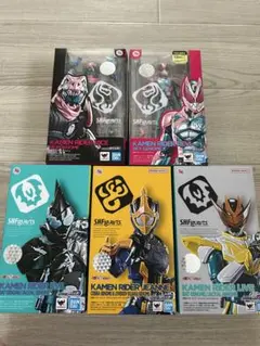 S.H.Figuarts 仮面ライダーリバイス5体セット