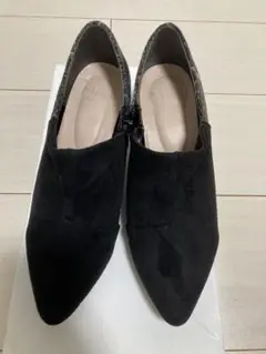 ブラックスエードツイードブーティ
