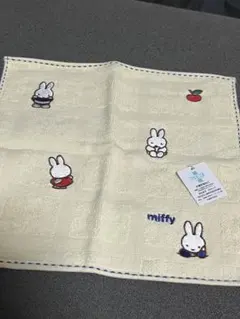 miffy 刺繍タオル