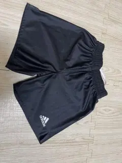 adidas ハーフパンツ