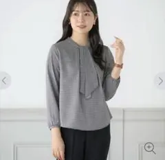 【新品未着用】AOKI アオキ 2wayラッフルタイブラウス 千鳥格子柄　S