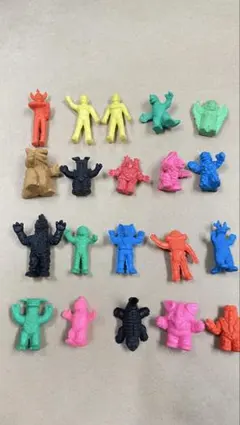 ウルトラマン 怪獣 消しゴム セットのサムネイル