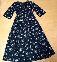 美品春物NICE CLAUP 花柄 七分袖 ロングワンピース 裏地付で透けません