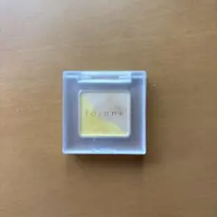 to/one ペタルアイシャドウ 03