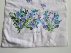 【未使用品】NINA RICCI 花柄 フェイスタオルのサムネイル