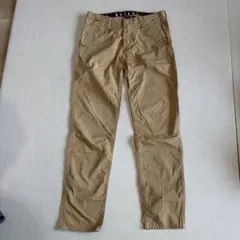 Armani Exchange ベージュ チノパン サイズ30インチのサムネイル