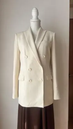 【ZARA】アイボリー ダブルブレスト テーラードジャケット