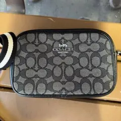 COACH シグネチャー ショルダーバッグのサムネイル