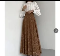 louere ブラウン花柄フレアロングスカートのサムネイル