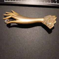 Item thumbnail for item ab60f77c-0c99-4dae-882e-034ea3b16042