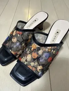 DIANA 絵画シリーズ 花柄 サンダル Mサイズ