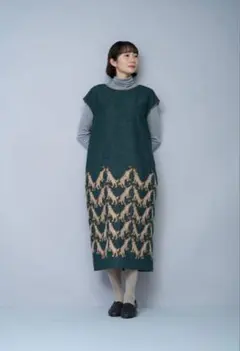 ミナペルホネン　wolf&flower ベレー帽 ミナ ペルホネンと「hitomi shinoyama」による特別アイテム発売の