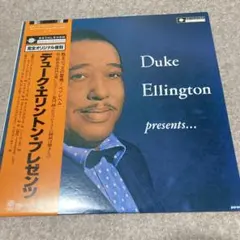 Item thumbnail for item c4de597e-4c57-4546-81dd-fb68b8ff4ed4