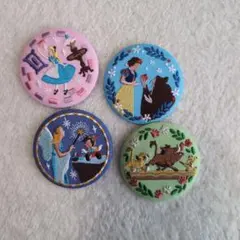 ディズニー　刺繍缶バッジ　4個セット