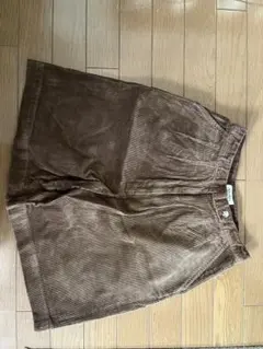 コーデュロイ　短パンツ　茶