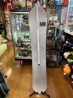 Item thumbnail for item 45059568-3237-4ad5-8ebc-a01f8b6f59ea