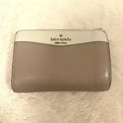 kate spade 二つ折り財布　バイカラー　ホワイト×ベージュのサムネイル