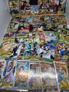 【絶版希少品】ワンピースカード まとめ売り 計125枚以上。 カードケース付き 絶版希少品】ワンピースカード まとめ売り 計125枚以上。 カードケース