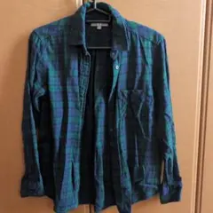 ユニクロ長袖シャツ