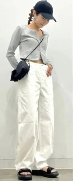 【GU】【ジーユー】コクーンプルオンジョガーパンツ S ホワイトのサムネイル