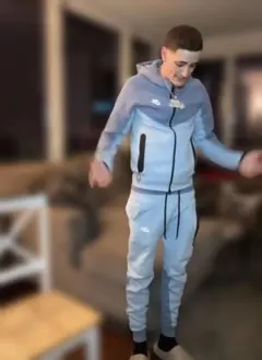 2025年最新】nike tech fleece xsの人気アイテム - メルカリ