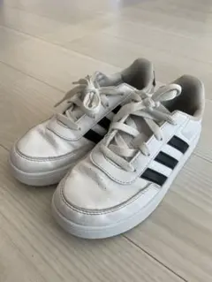 adidas スニーカー 21.0cm ホワイト/ブラック