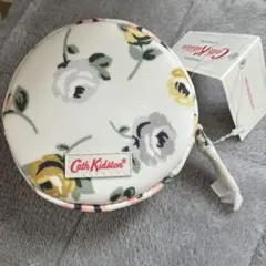 Cath Kidston 花柄ラウンドポーチ
