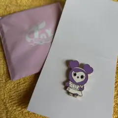 TWICE LOVELYS ピンバッジ　サナ