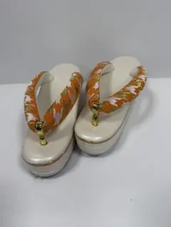 厚底草履 オレンジと白の模様