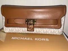 MICHAEL KORS ロゴ入り長財布　レディース