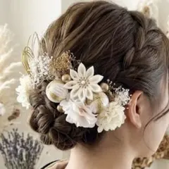 和玉　ヘアアクセサリー　成人式　髪飾り　結婚式　前撮り　ゴールド　白