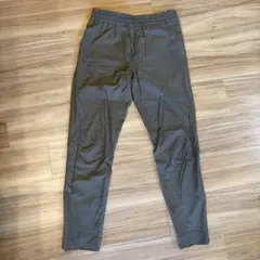 Acne Studios コットンイージーパンツ オリーブ 44のサムネイル