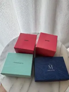 ティファニー　アクセサリーケース　アクセサリー空箱22箱　巾着、保存袋18枚 ティファニー アクセサリーケース アクセサリー空箱22箱 巾着