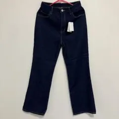 ハイウエストセミフレアデニムパンツ