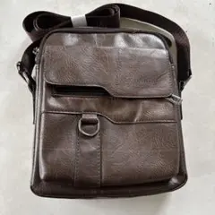 メンズ ショルダーバッグ レザー 斜めかけ バッグ カジュアル ブラウン