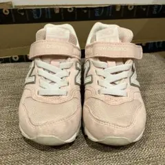 17cm New Balance ピンク スニーカー