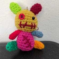 あみぐるみ　うさぎ　キーホルダー