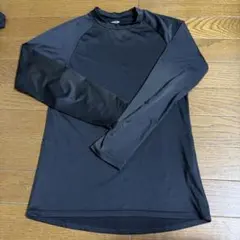 野球アンダーシャツ　長袖　黒　150のサムネイル