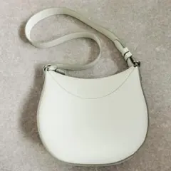 UNIQLO レザータッチワンハンドルバッグ