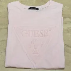 GUESS 半袖 Tシャツ ピンク エンボスロゴのサムネイル