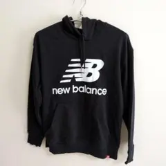 ニューバランス　 パーカー Sサイズ