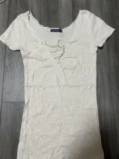 BRANDY MELVILLE ブランディーメルビル　半袖Tシャツのサムネイル