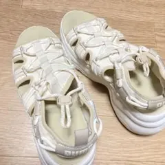 プーマ　シリア　サンダル　スポーツサンダル　パルサーウェッジ　ベージュ