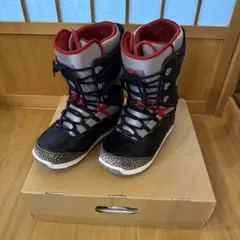 Nike スノーボードブーツ 蛍光イエロー　28.5センチ Nike スノーボードブーツ 蛍光イエロー 26.5センチ