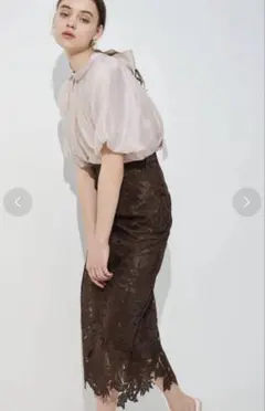 MERCURYDUO（マーキュリーデュオ）リーフ柄ケミカルレースタイトスカート