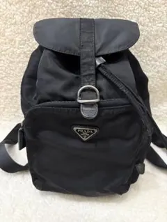 【美品✨】PRADA プラダ ブラック ナイロン 黒　リュック　三角プレート