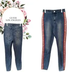 【ゲス】GUESSデニムパンツジーンズサイドロゴテープ入【26】赤シルバーのサムネイル